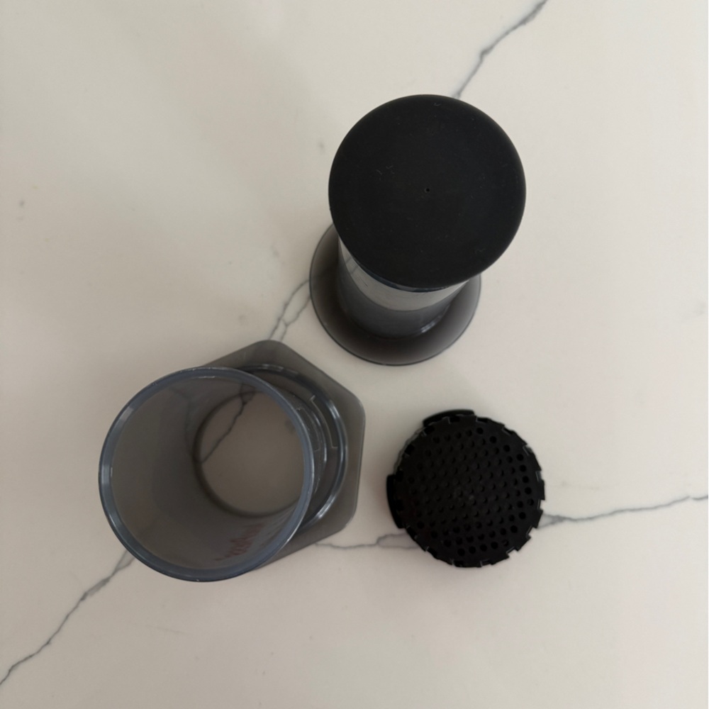 AeroPress Coffee Maker - Picture 3 of 4